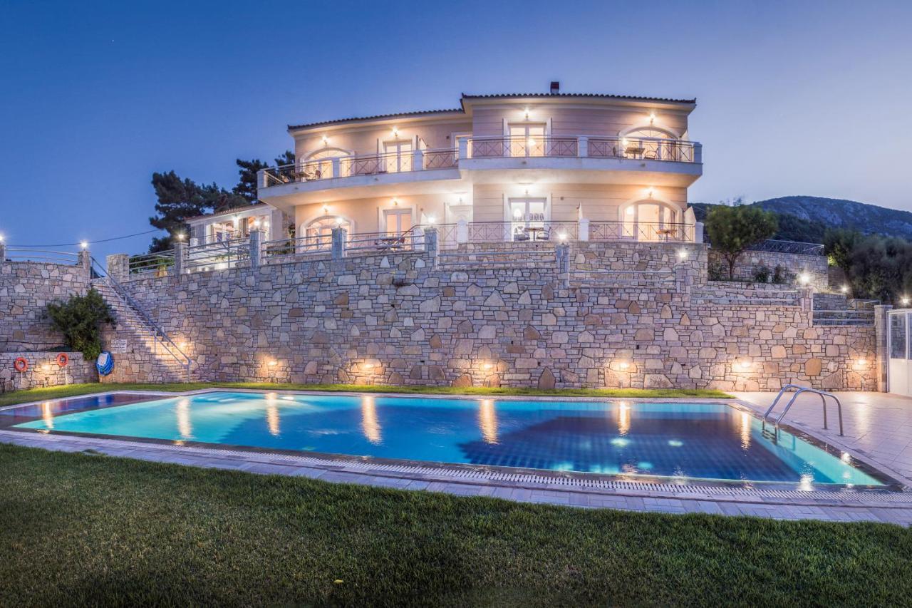 Penny Luxury Apartment Kokkari